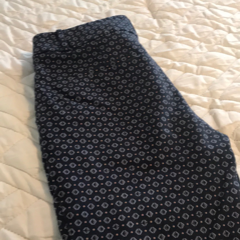 Skinny Navy ankle pants